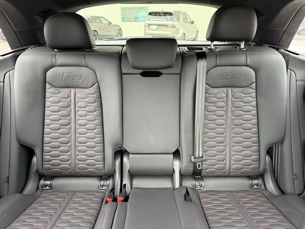 Used 2024 Audi RS Q8 image 38