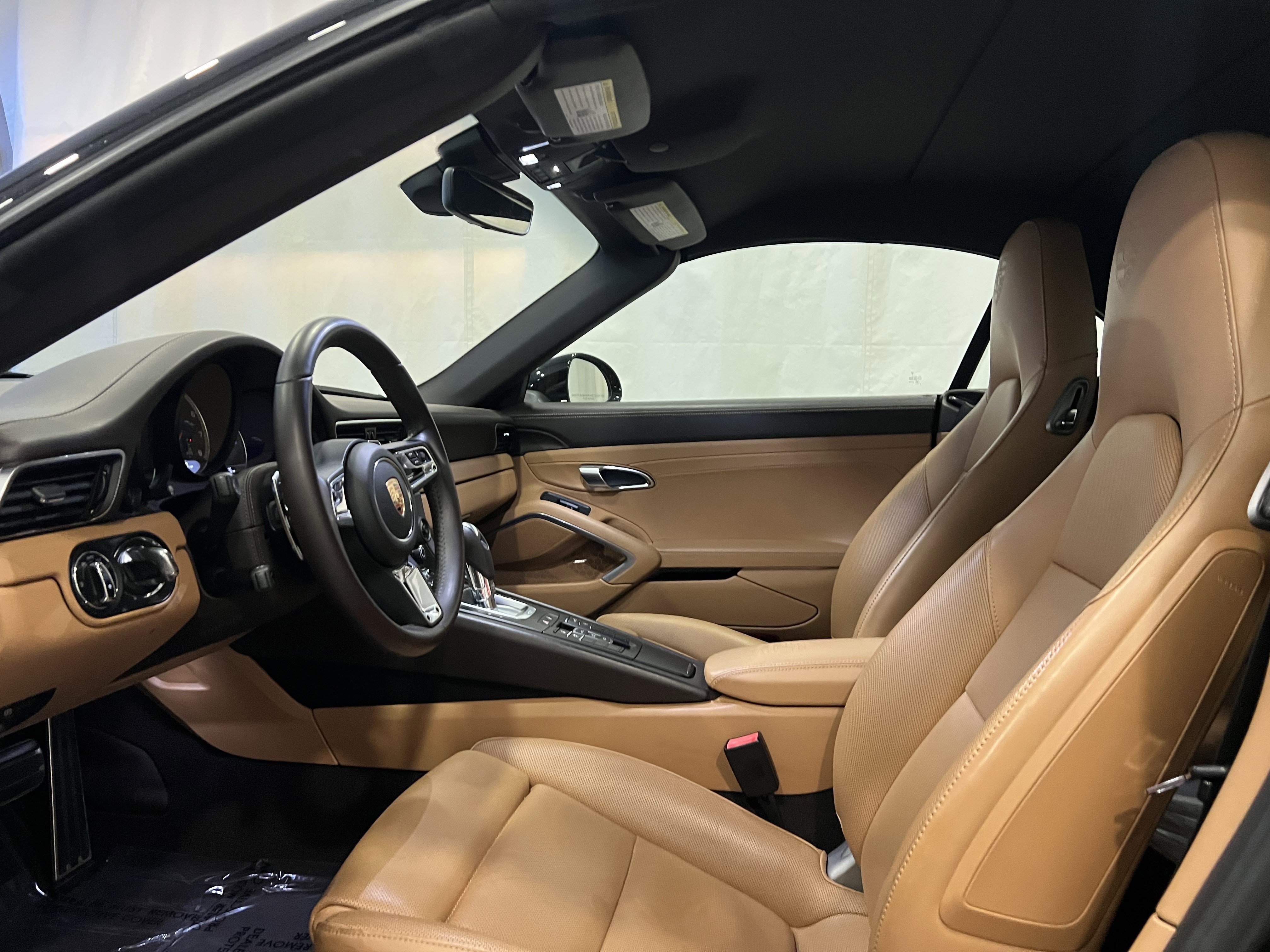 Certified 2019 Porsche 911 Turbo image 5