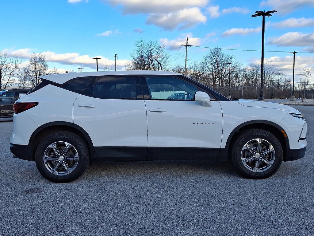 Used 2023 Chevrolet Blazer LT image 10