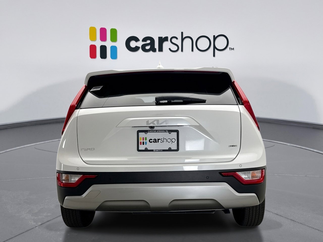 Used 2025 Kia Niro EX FWD image 4