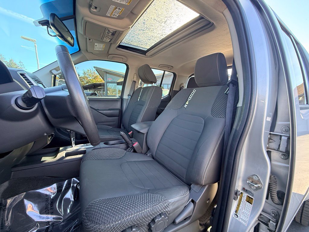 Used 2017 Nissan Frontier PRO-4X AWD/4WD image 21