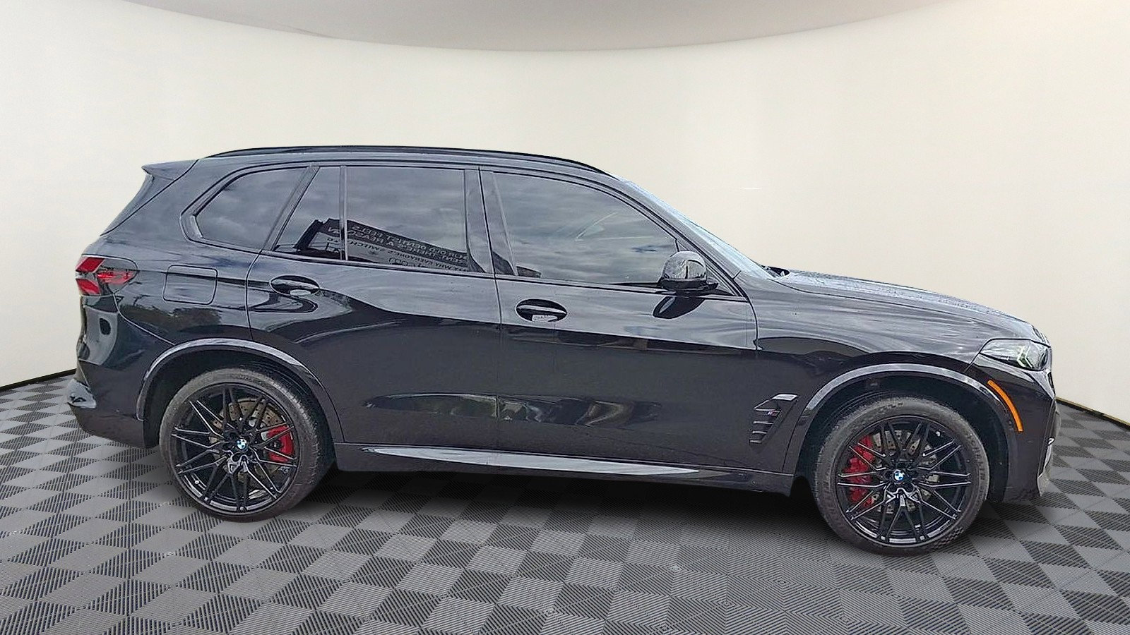 Used 2025 BMW X5 M Competition w/ Executive Package AWD/4WD image 9