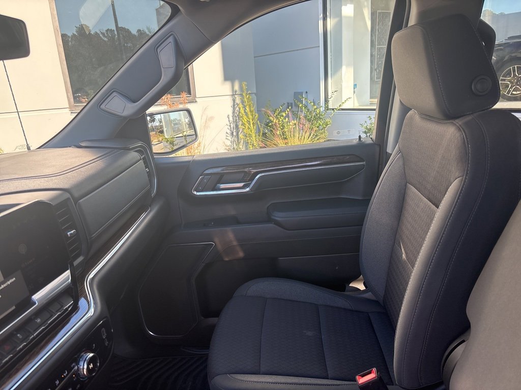 Used 2024 GMC Sierra 1500 Elevation image 43