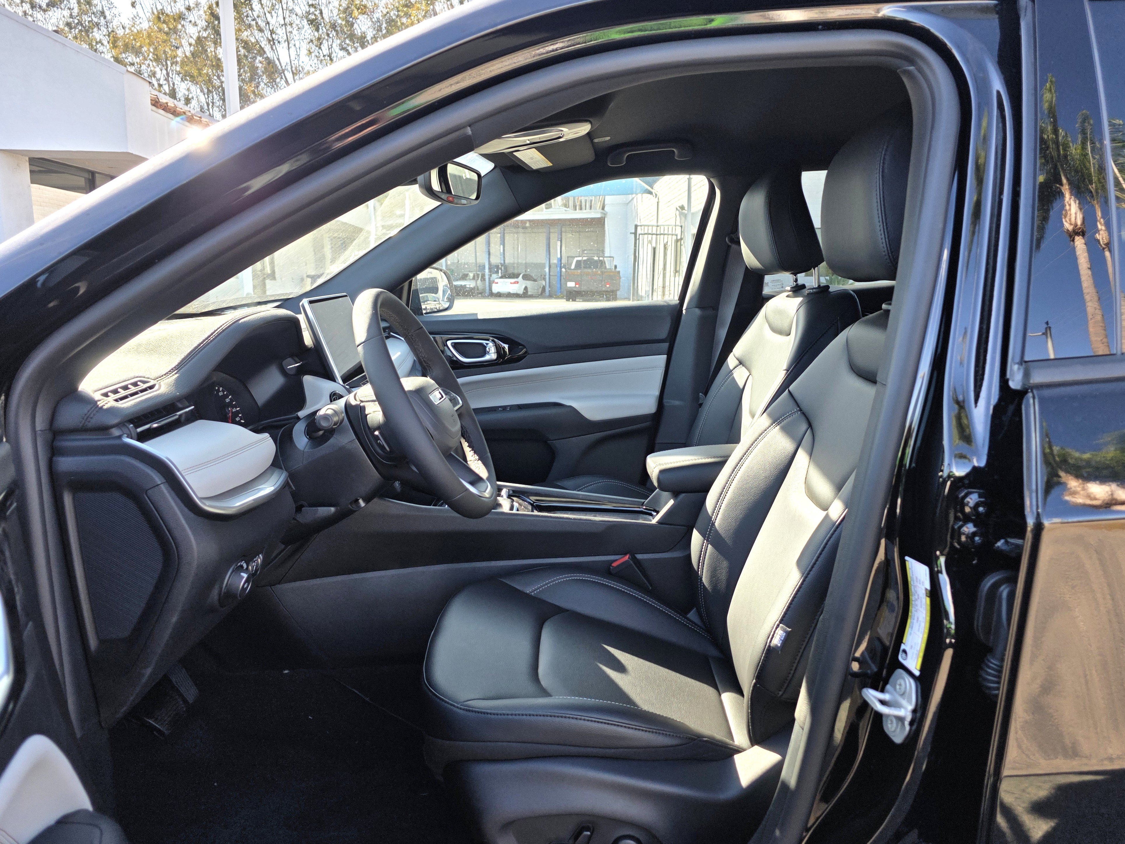 New 2026 Jeep Compass Limited AWD/4WD image 10