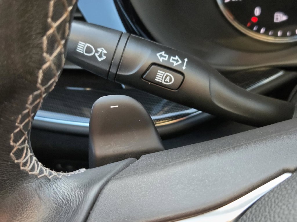 Used 2021 Buick Envision Essence w/ Technology Package I AWD/4WD image 32