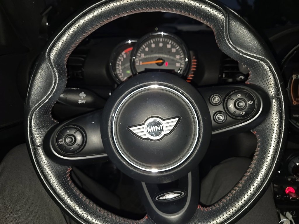 Used 2016 MINI Cooper Clubman S image 8