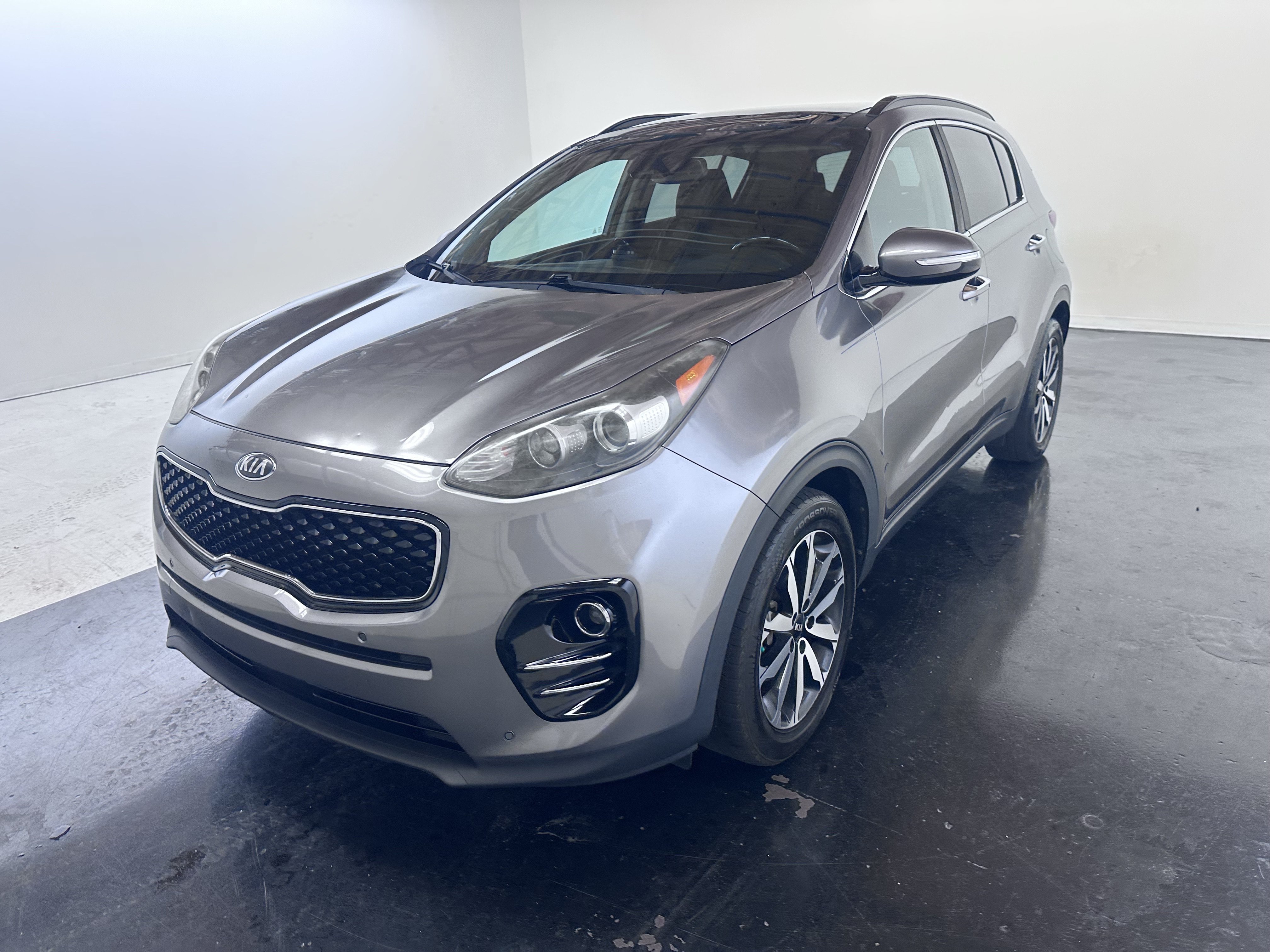 Used 2018 Kia Sportage EX w/ EX Technology Package FWD image 6