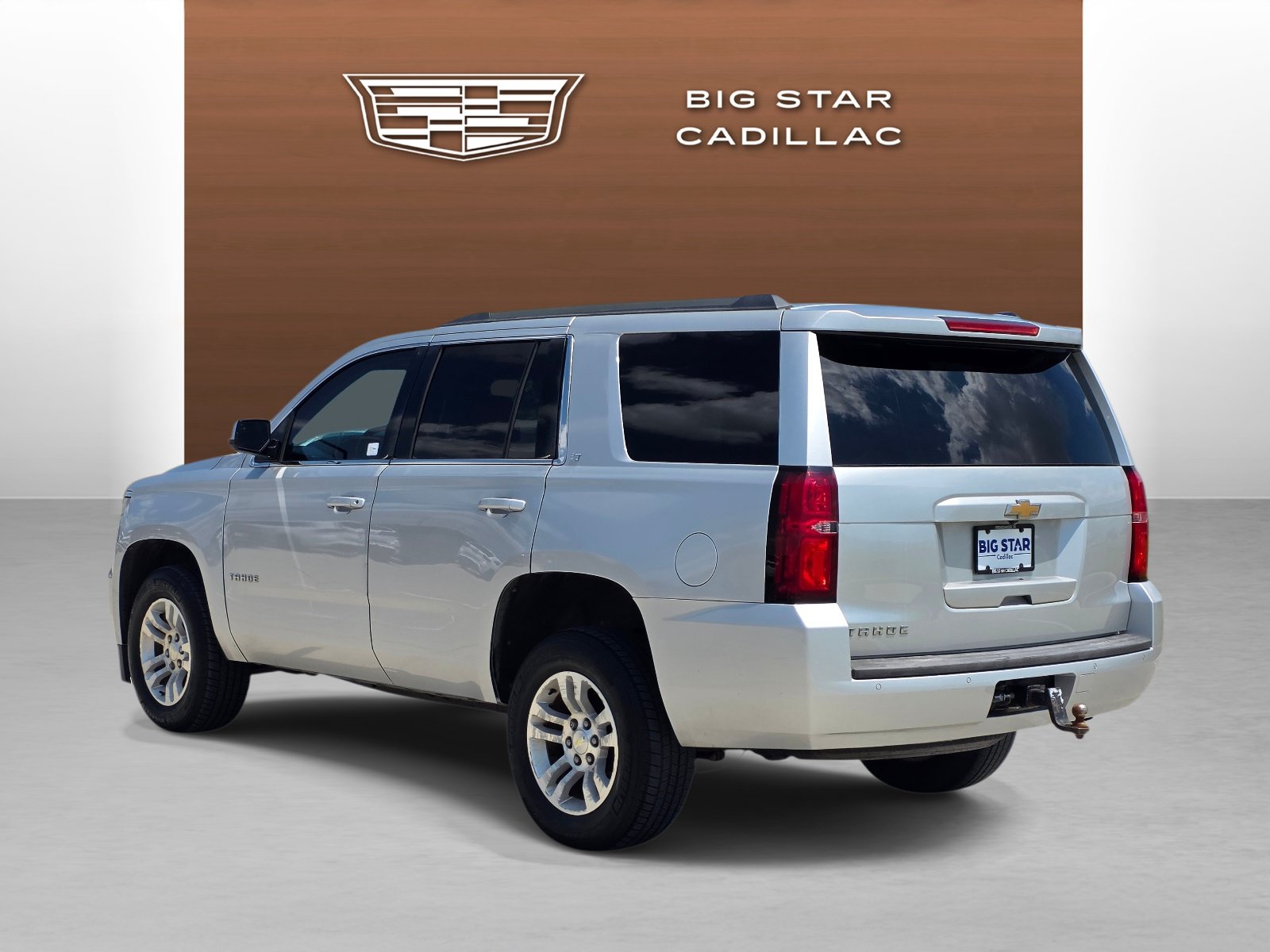 Used 2015 Chevrolet Tahoe LT RWD image 3