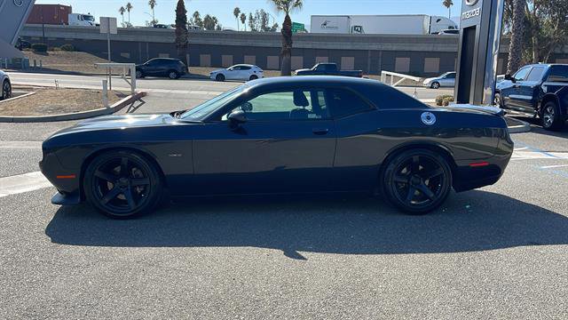 Used 2019 Dodge Challenger R/T w/ Driver Convenience Group image 12