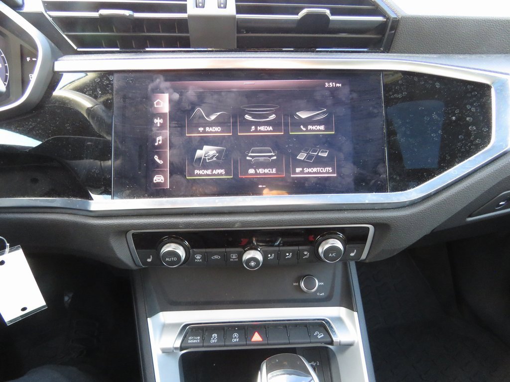 Used 2019 Audi Q3 2.0T Premium image 27