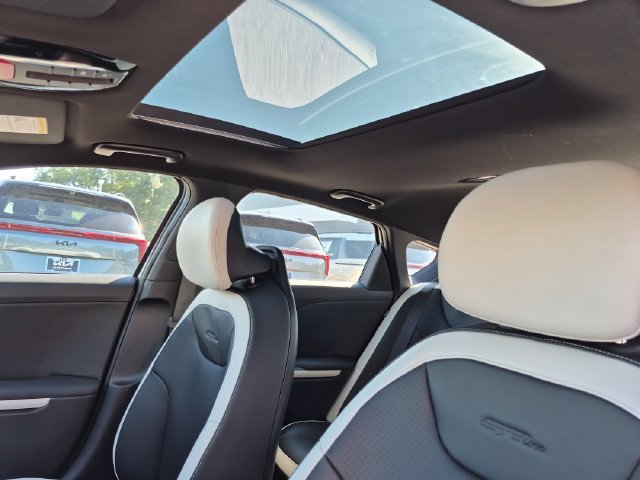 New 2026 Kia K4 EX FWD image 13