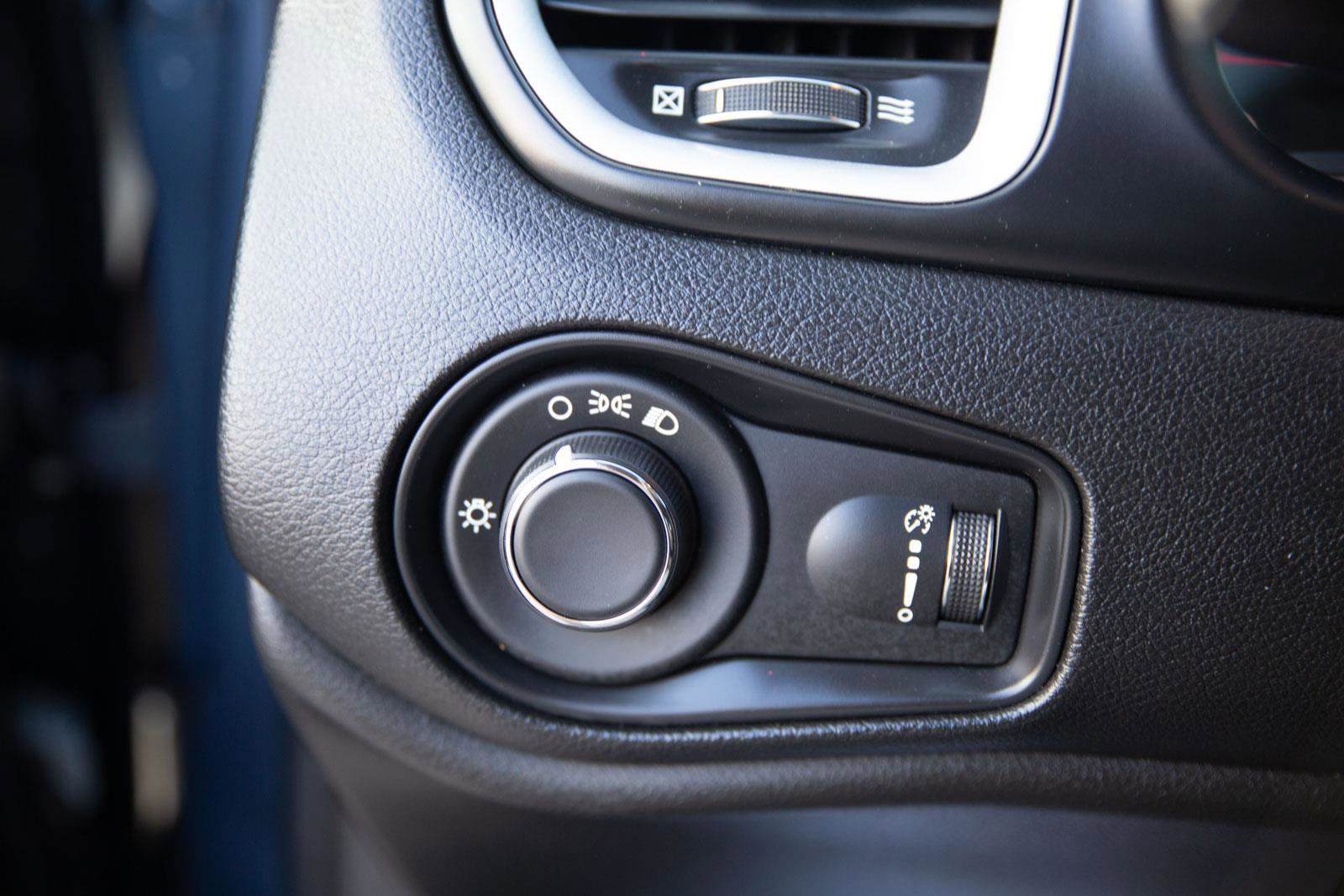 Used 2020 Jeep Renegade Sport w/ Sport Appearance Group image 20