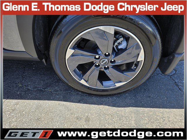 Used 2026 Nissan Rogue SV w/ SV Premium Package FWD image 35