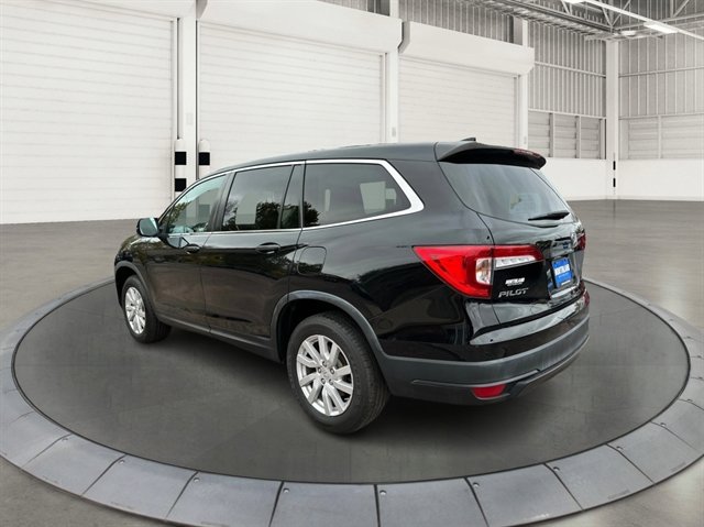 Used 2020 Honda Pilot LX image 2