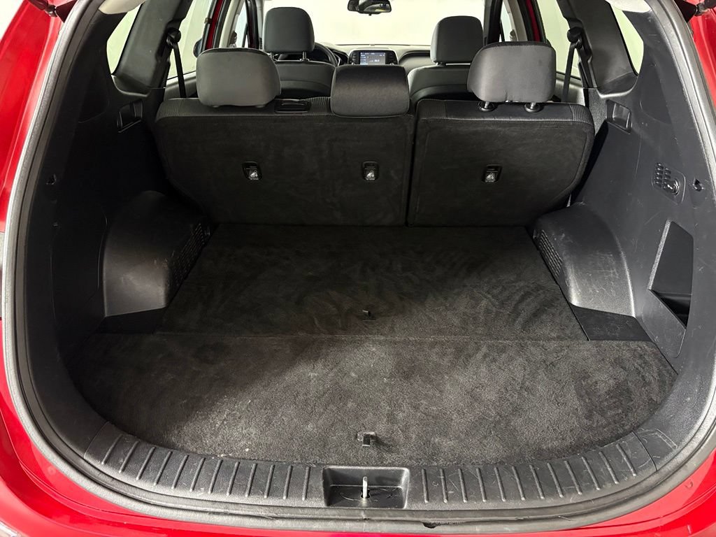 Used 2020 Hyundai Santa Fe SEL FWD image 33