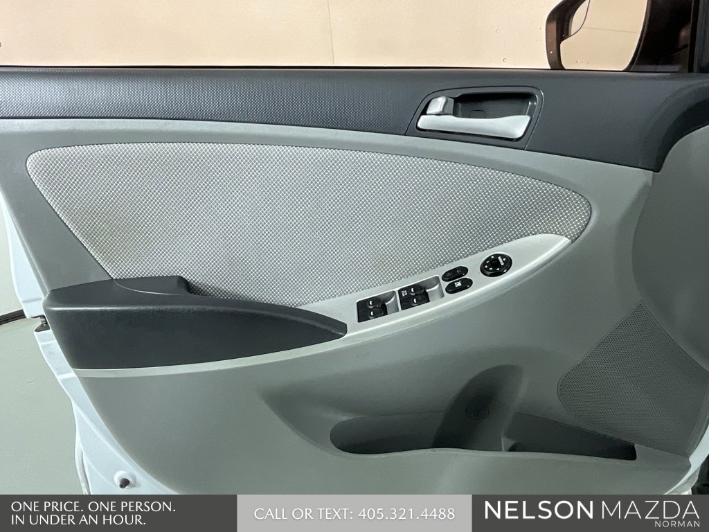 Used 2014 Hyundai Accent GS image 20