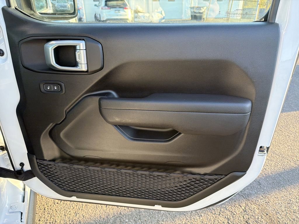 Used 2024 Jeep Wrangler Willys 4xe image 15