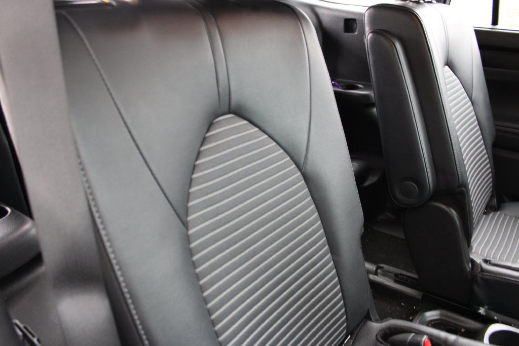 Used 2025 Toyota Highlander XSE AWD/4WD image 23