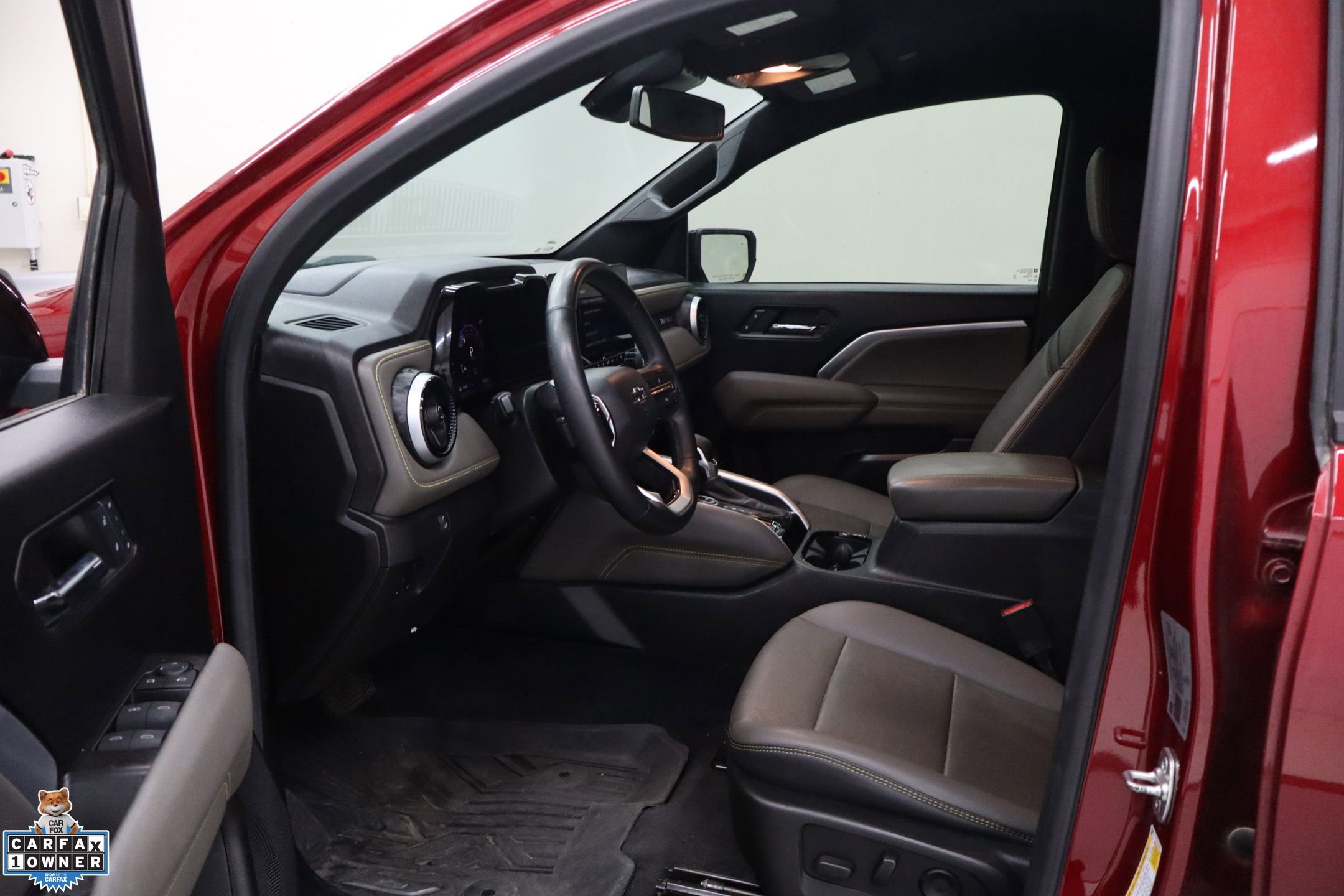 Used 2024 Chevrolet Colorado ZR2 w/ ZR2 Convenience Package III image 26