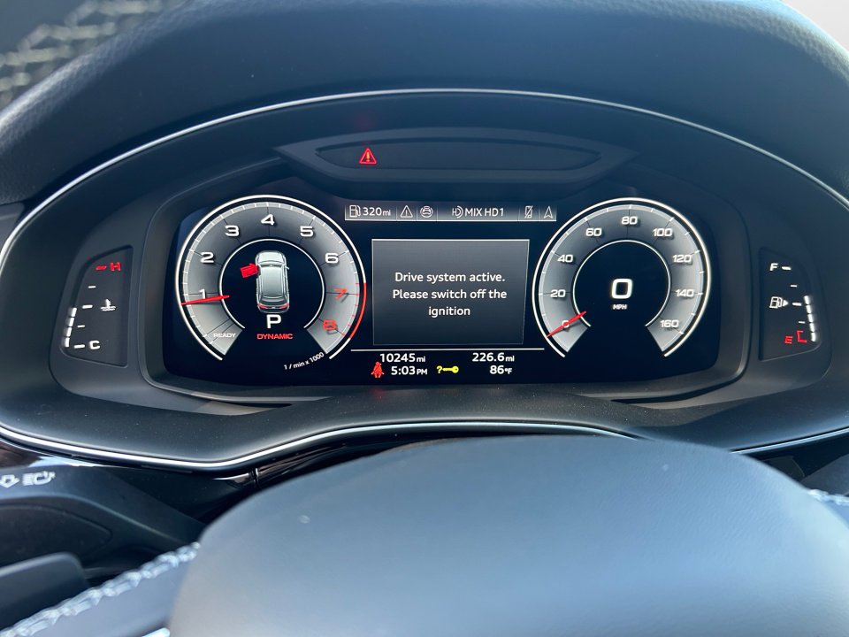 Certified 2025 Audi Q7 2.0T Premium image 11