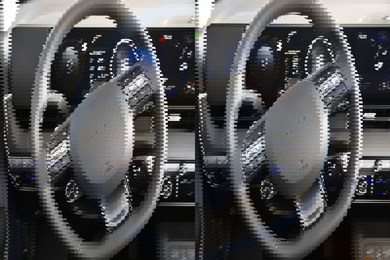 New 2025 Hyundai Ioniq 5 SEL image 17