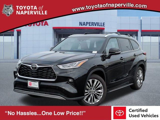 Used 2025 Toyota Highlander Platinum image 1