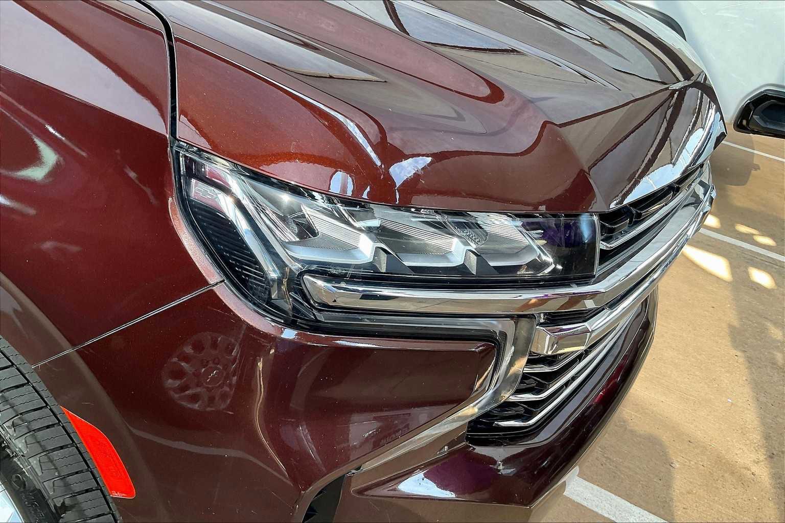 Used 2023 Chevrolet Suburban LT w/ LT Signature Package image 27