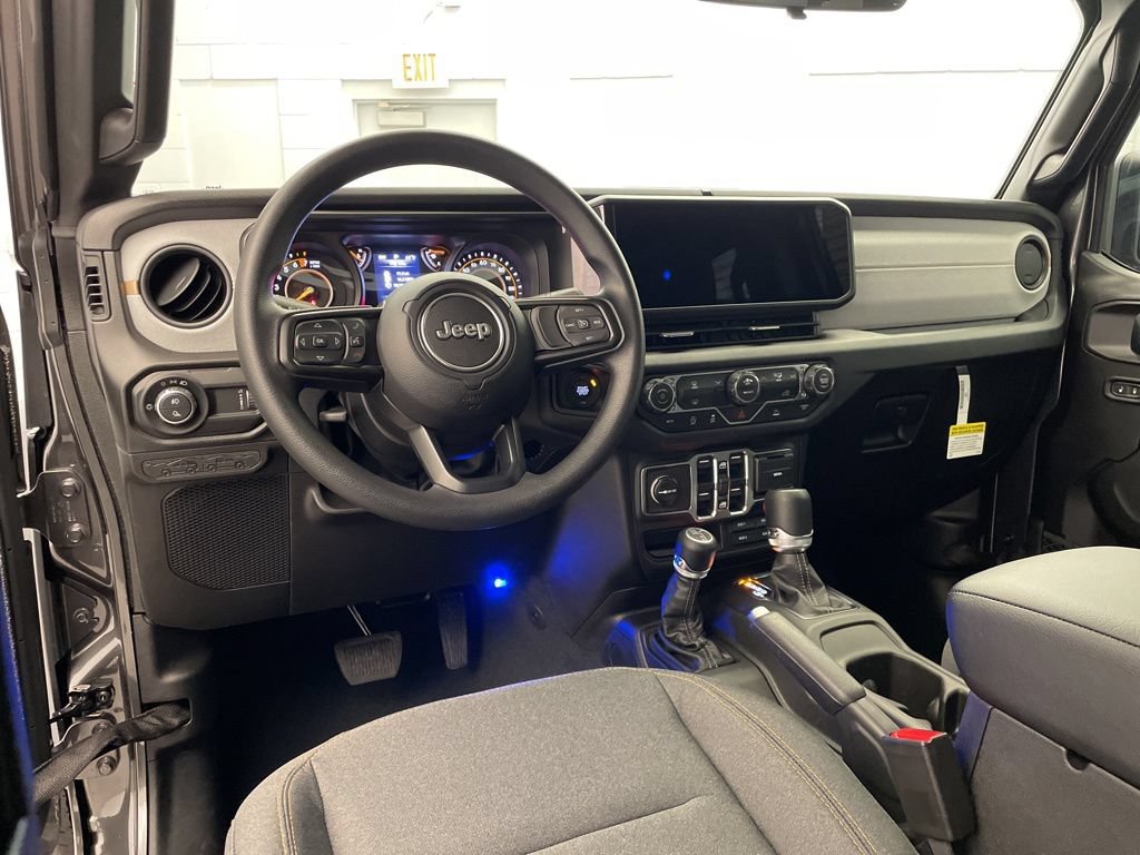 New 2026 Jeep Gladiator Sport AWD/4WD image 9