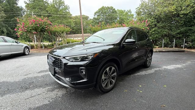 Certified 2024 Ford Escape Platinum AWD/4WD image 3