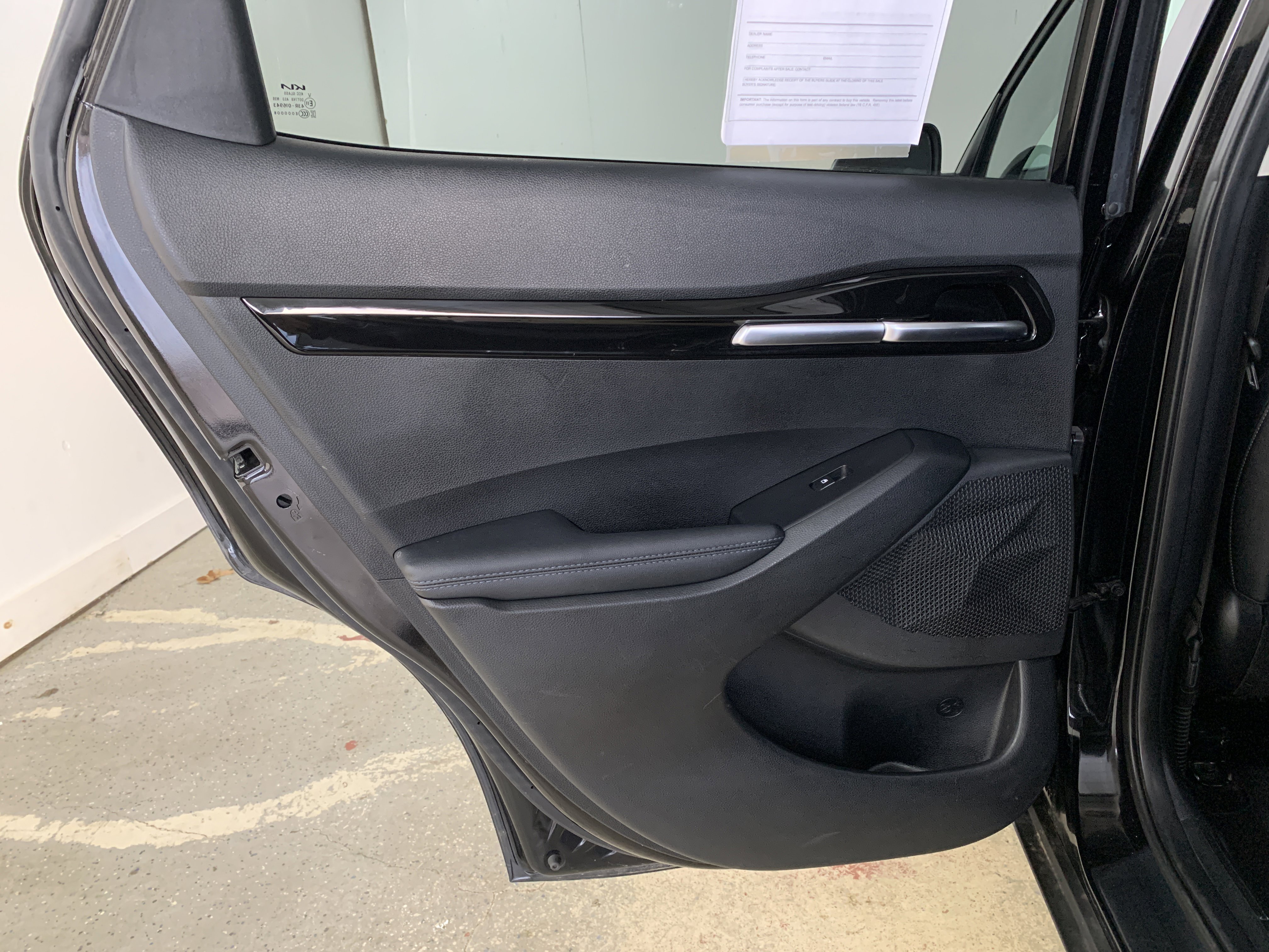 Used 2023 Kia Seltos S image 40