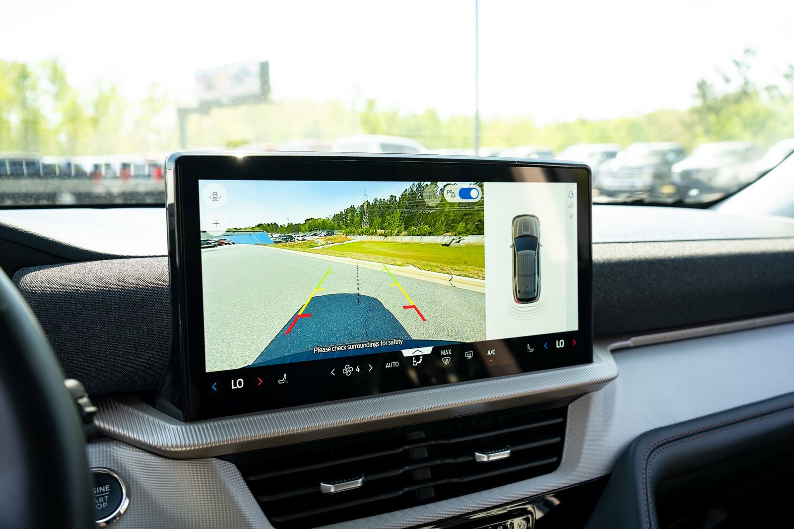 New 2026 Ford Explorer Active RWD image 25