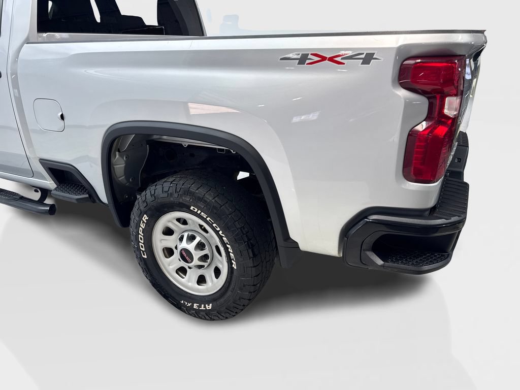 Used 2022 Chevrolet Silverado 2500 Custom w/ Custom Convenience Package AWD/4WD image 16