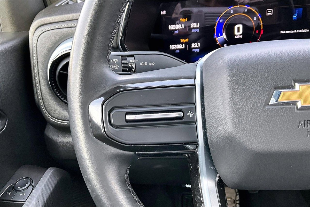 Used 2024 Chevrolet Colorado LT image 27