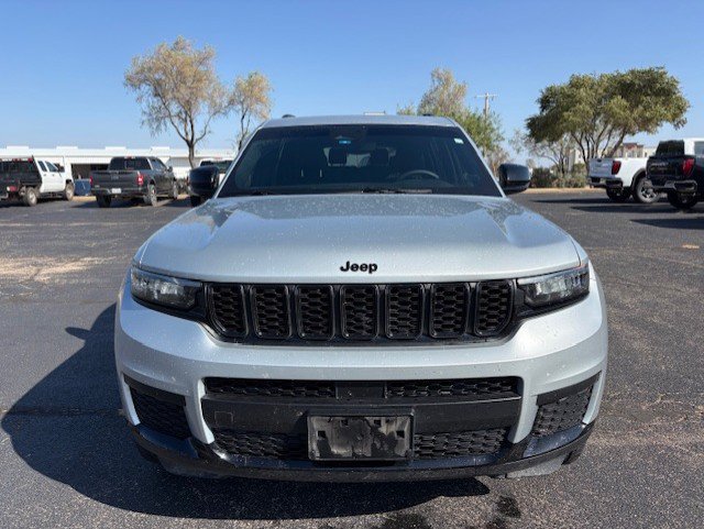 Used 2024 Jeep Grand Cherokee L Altitude AWD/4WD image 2