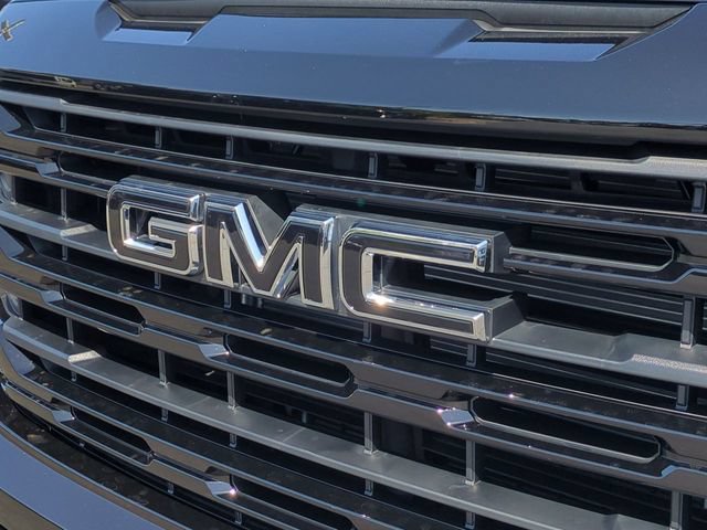 New 2026 GMC Sierra 1500 Elevation w/ LPO, Elevation Black Package AWD/4WD image 33
