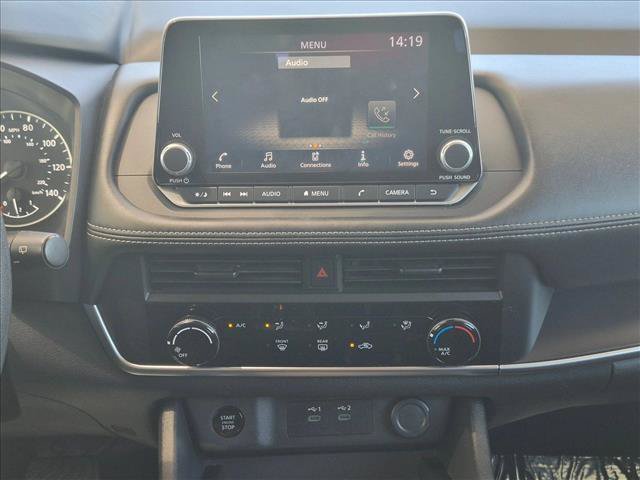 Used 2024 Nissan Rogue S AWD/4WD image 14