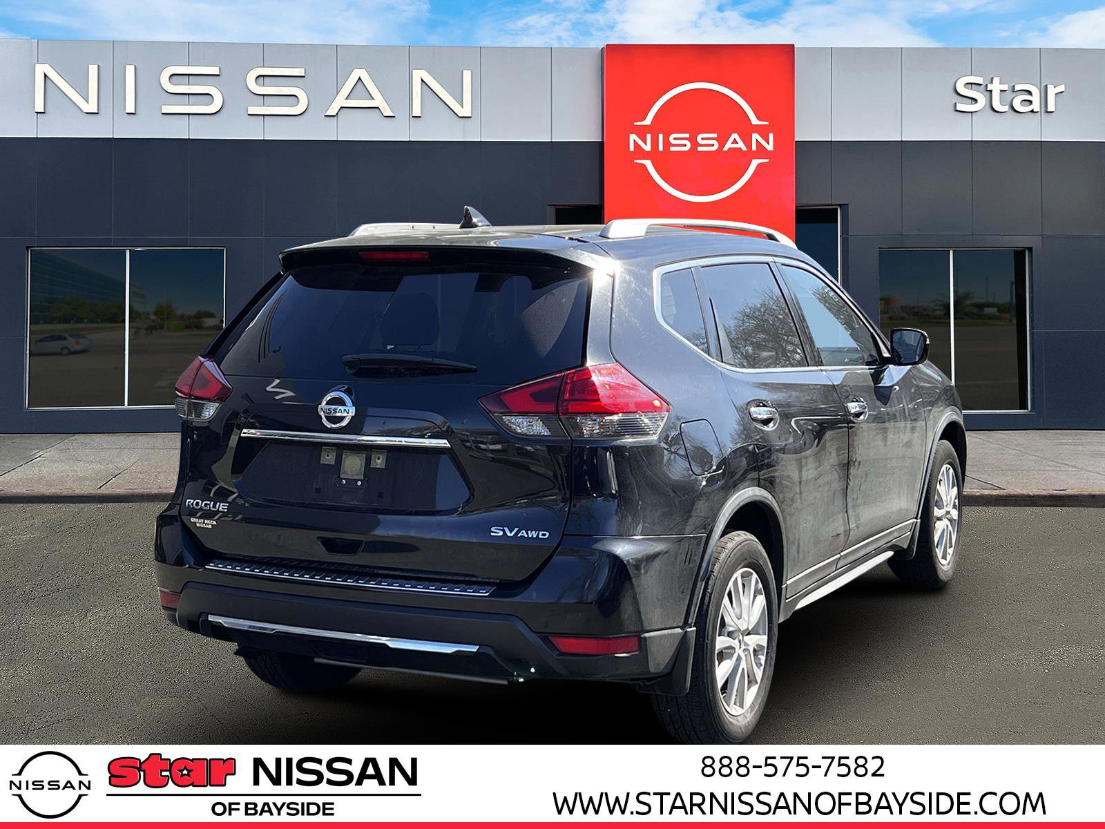 Used 2017 Nissan Rogue SV image 6