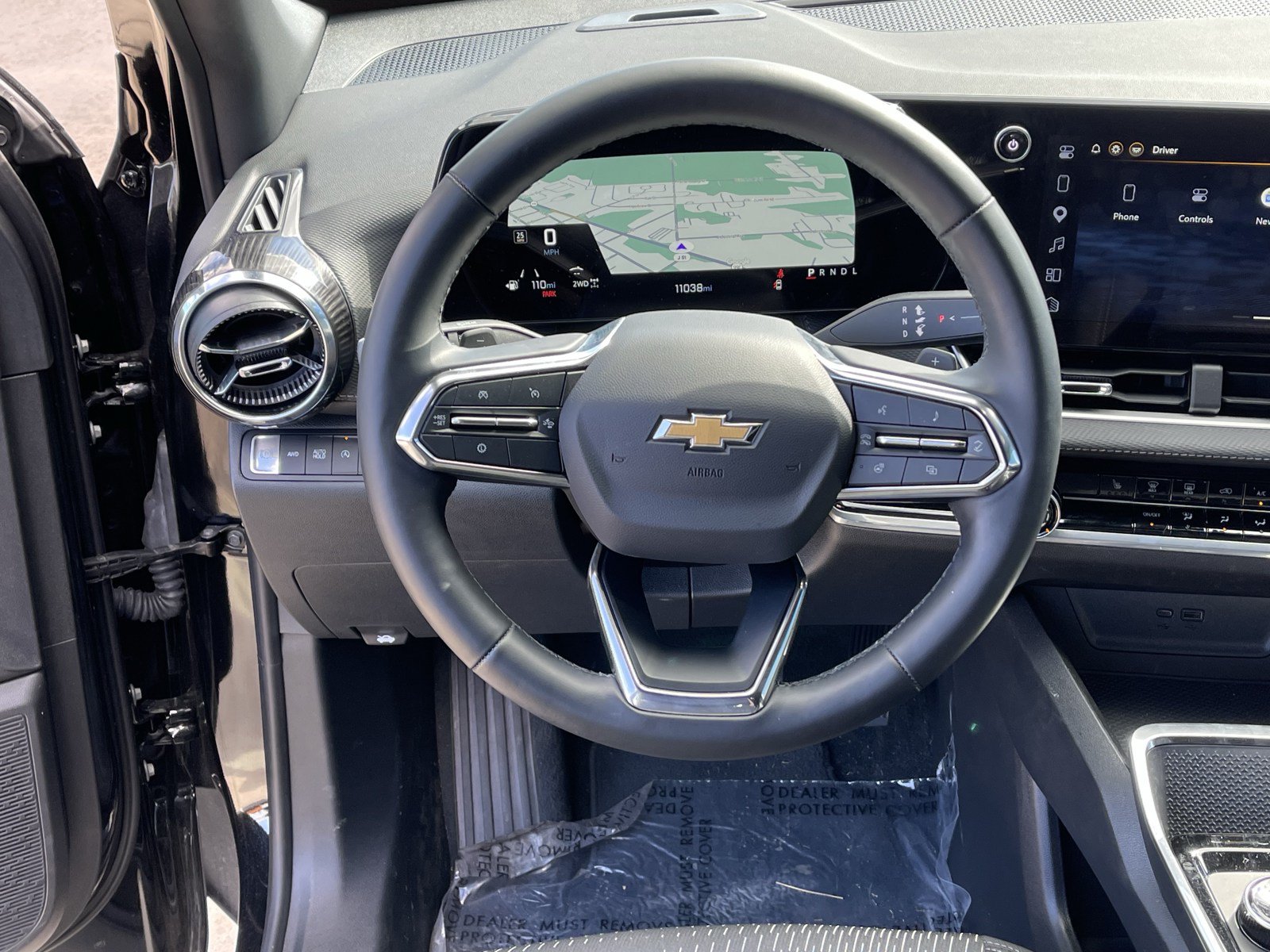 Used 2026 Chevrolet Equinox LT AWD/4WD image 13