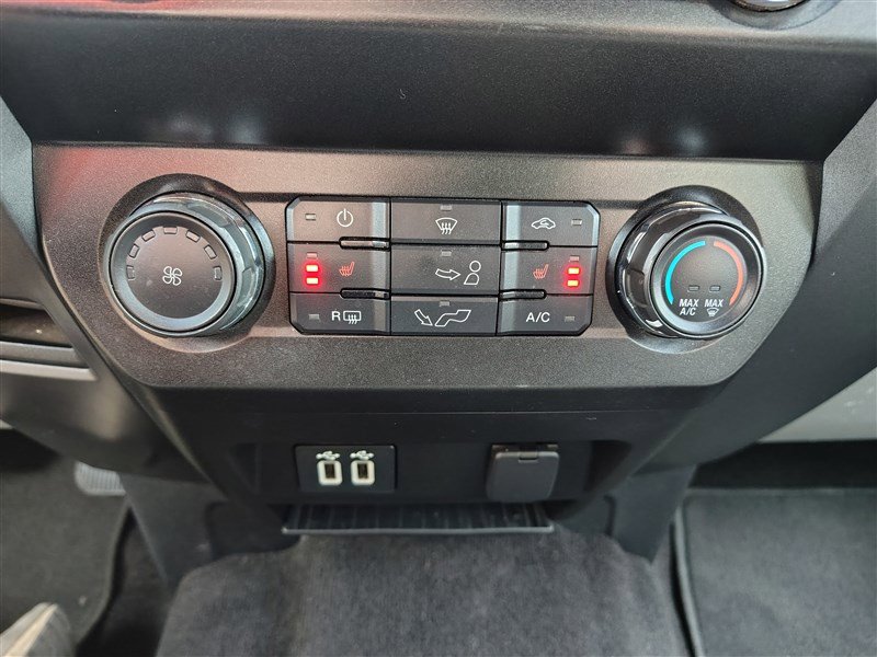 Used 2019 Ford F150 XLT w/ Equipment Group 302A Luxury image 22