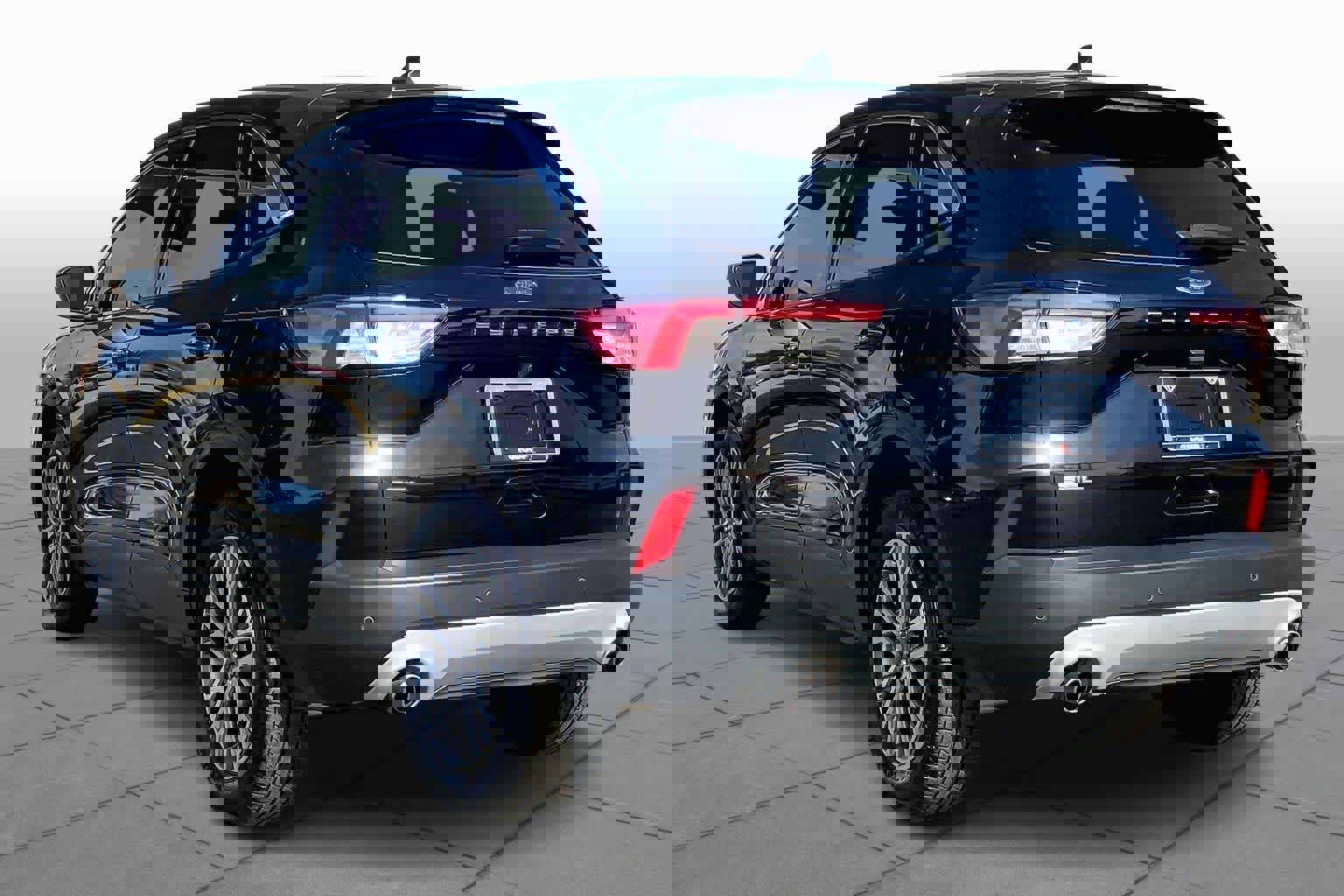 Used 2022 Ford Escape SEL w/ Technology Package image 11