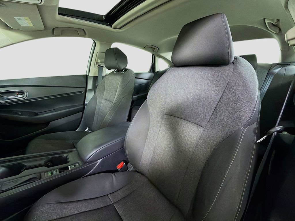 Used 2023 Honda Accord EX image 12