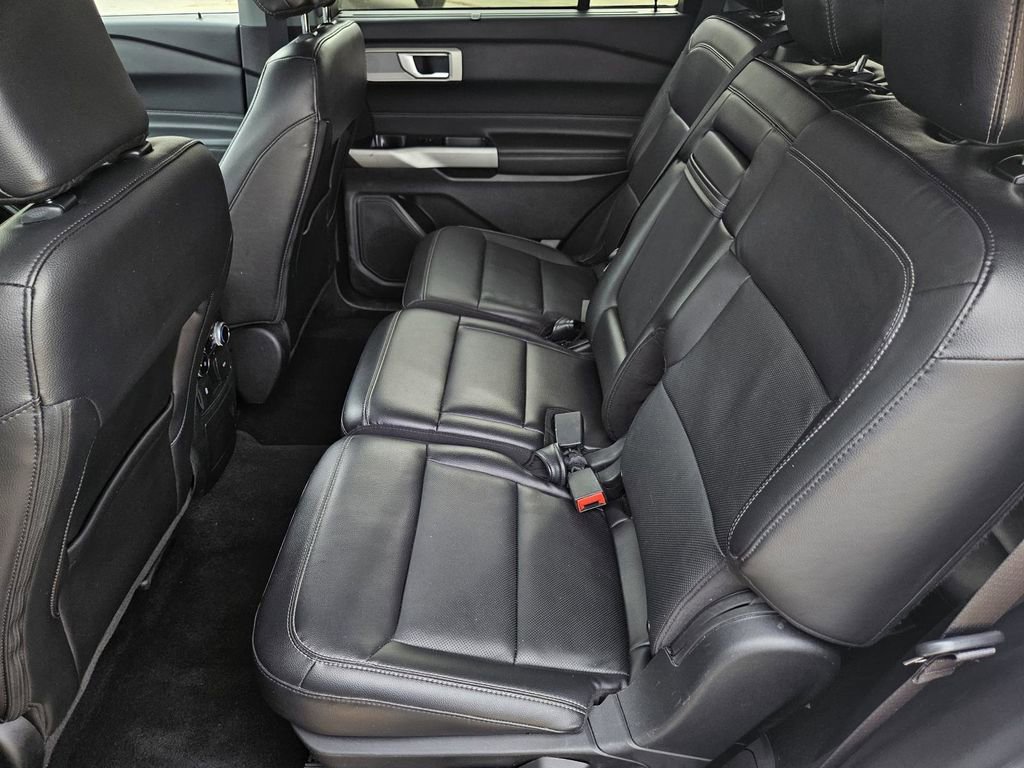 Used 2023 Ford Explorer Limited image 33