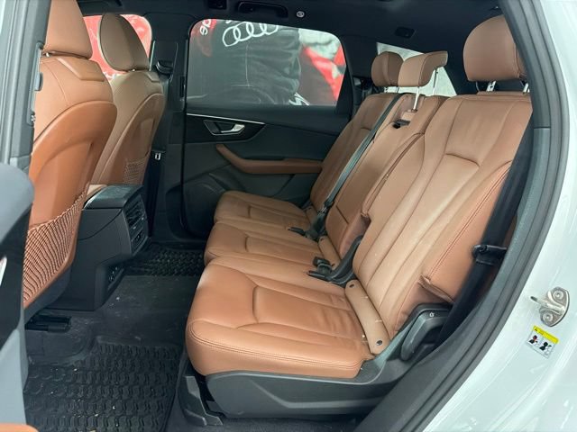 Used 2023 Audi Q7 3.0T Premium w/ Convenience Package AWD/4WD image 12