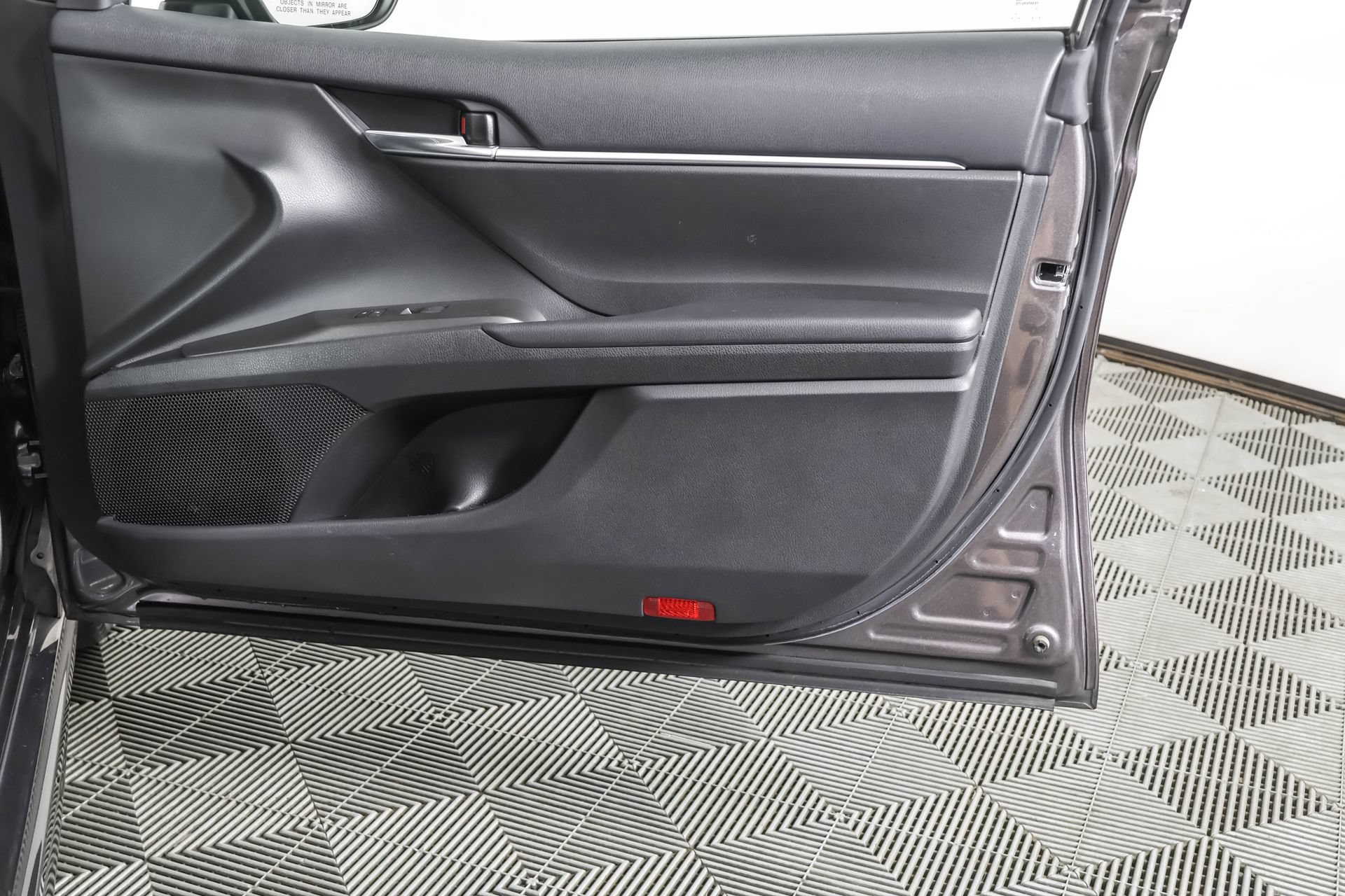 Used 2022 Toyota Camry SE FWD image 46