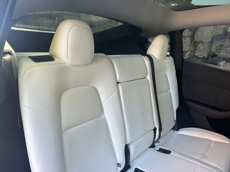 Used 2025 Tesla Model Y Long Range image 28