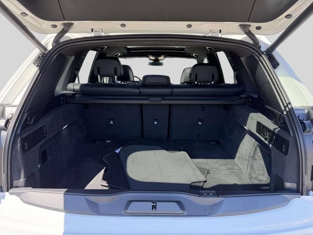 Used 2025 BMW X5 xDrive50e AWD/4WD image 10