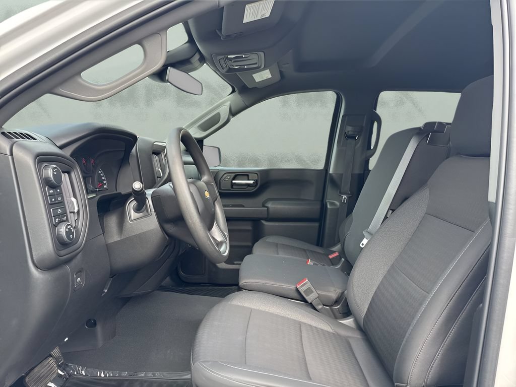 Used 2024 Chevrolet Silverado 1500 Custom AWD/4WD image 9
