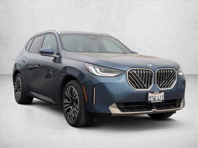 Used 2025 BMW X3 xDrive30i w/ Premium Package image 3