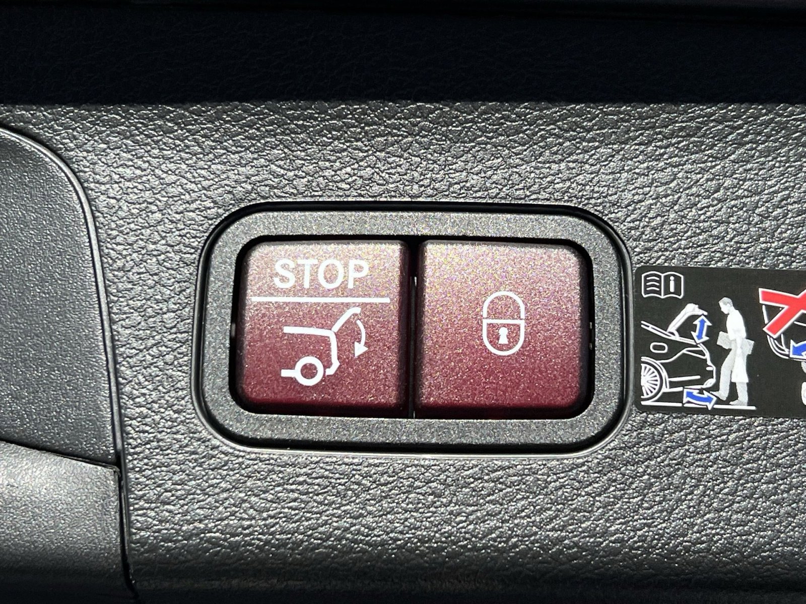 New 2026 Mercedes-Benz GLS 450 GLS 450 image 26