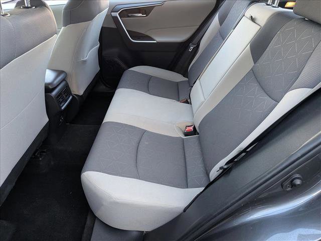 Used 2019 Toyota RAV4 XLE w/ Convenience Package FWD image 19